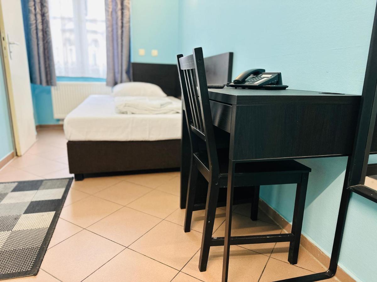 Angel Hotel Франкфурт на Майн Екстериор снимка